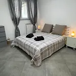 Rosselli Home